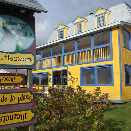 Gite Des Hauteurs Et Cafe De La Place Saint Zenon 외부 사진